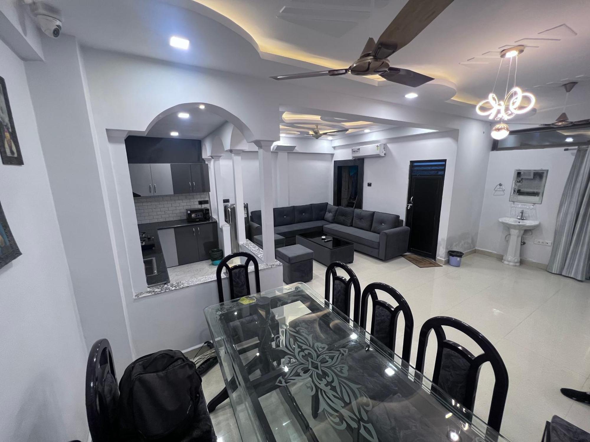 J K Apartment Allāhābād Junction Dış mekan fotoğraf