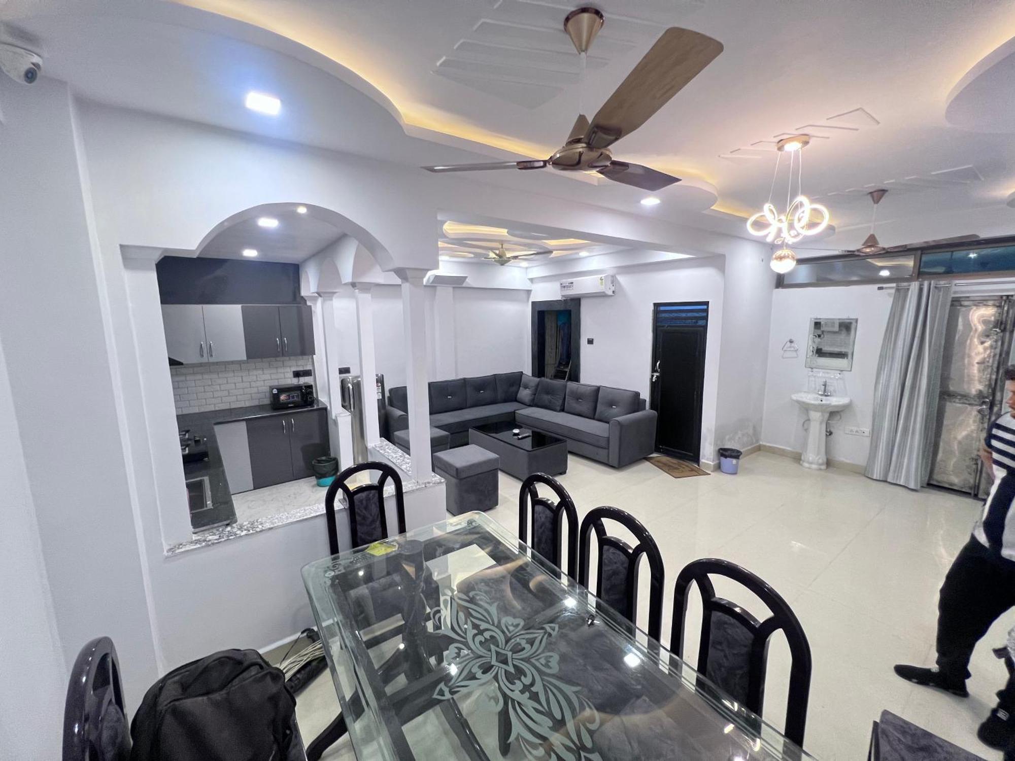 J K Apartment Allāhābād Junction Dış mekan fotoğraf
